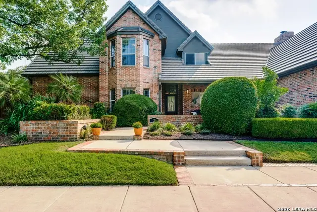 2 Granburg Cir, San Antonio, TX 78218 - #2