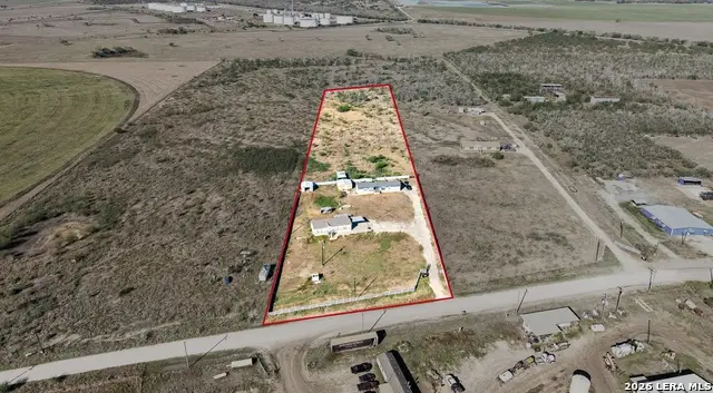 664 County Road 483, Nixon, TX 78140 - #3