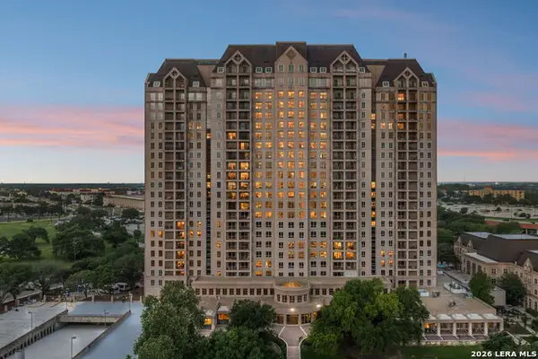 1 Towers Park Ln #1202, San Antonio, TX 78209