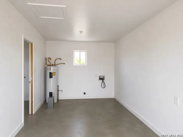 505 W Fm 140, Christine, TX 78012 - #3
