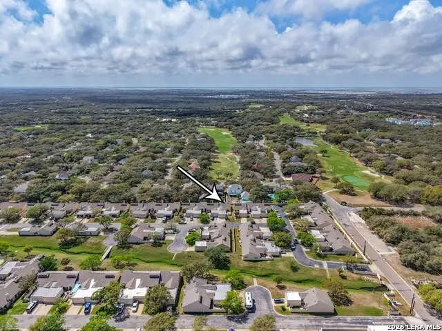 135 Santa Fe Dr, Rockport, TX 78382 - #2