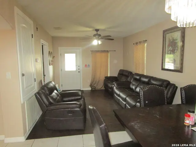 1102 N Saint Marys St, Beeville, TX 78102 - #2