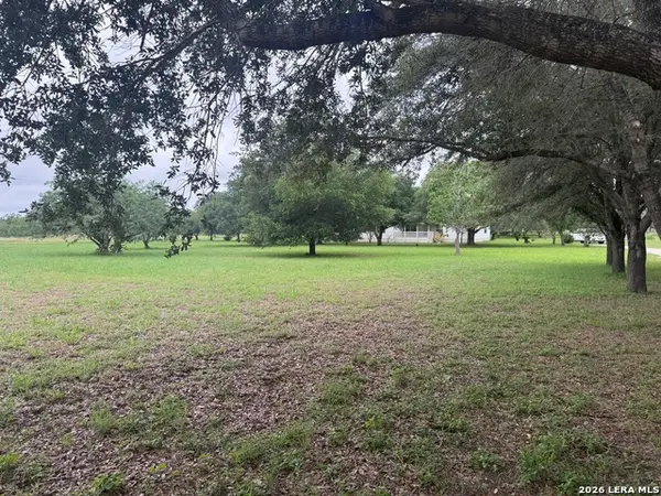 111 Santa Gertrudis, Sutherland Springs, TX 78161
