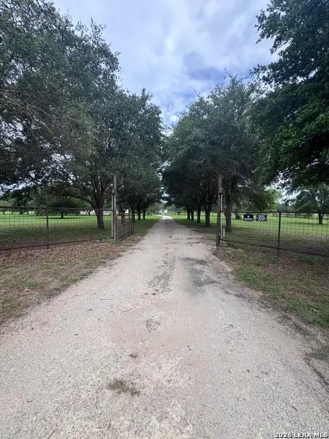 111 Santa Gertrudis, Sutherland Springs, TX 78161 - #2