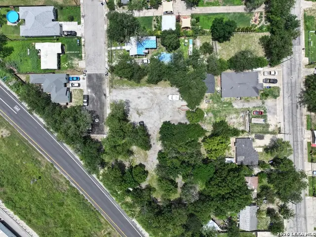 347 Ferris Ave, San Antonio, TX 78220 - #3