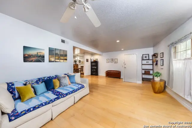 7500 Callaghan Rd #APT 135, San Antonio, TX 78229 - #3