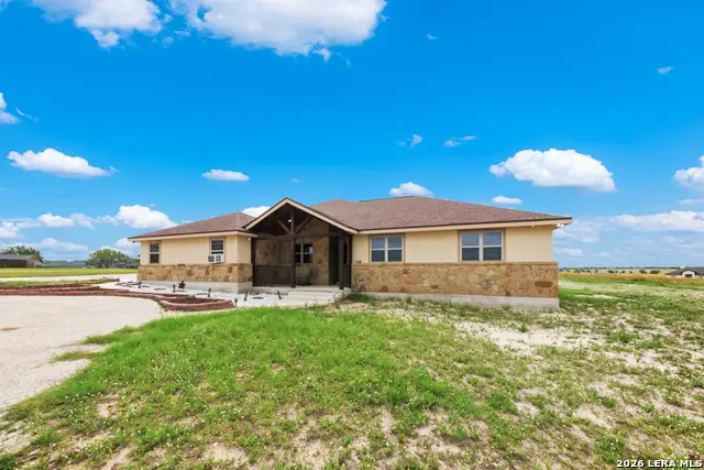 317 Honeysuckle Ln, La Vernia, TX 78121 - #3