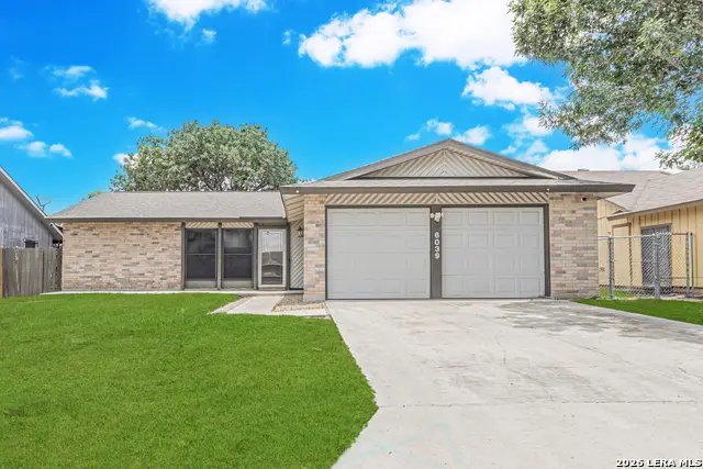 6039 Whispering Lake St, San Antonio, TX 78222 - #2