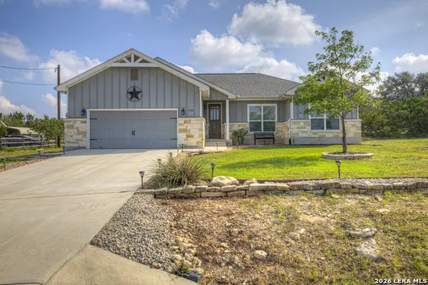 1720 Rocky Ridge Loop, Canyon Lake, TX 78133