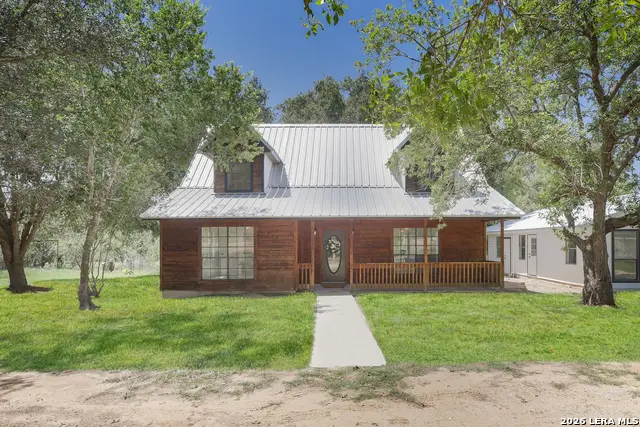 6721 Cr 401, Floresville, TX 78114 - #1
