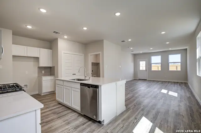 5535 Franklin Hills, Von Ormy, TX 78073 - #3