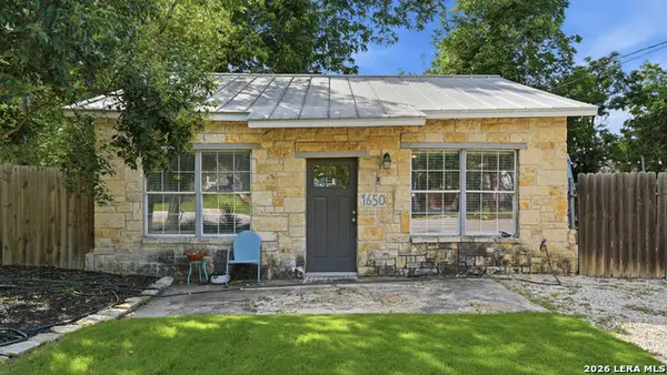 1650 Katy St, New Braunfels, TX 78130