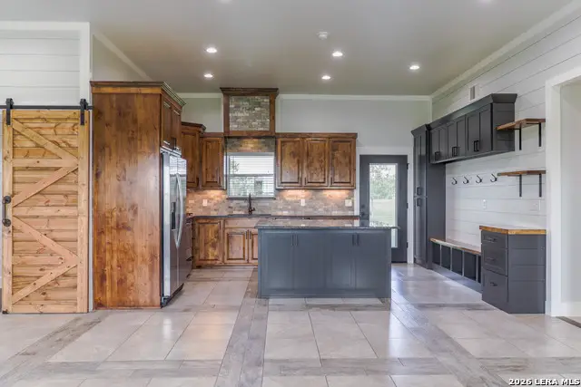 118 Pr 6190, Hobson, TX 78117 - #2