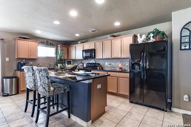 615 Cadena Loop, Kenedy, TX 78119 - #3