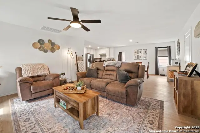 5875 Coahulia Rdg, Seguin, TX 78155 - #3