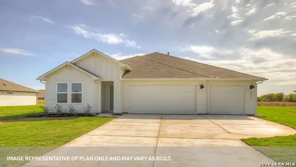 345 Mcginty Meadow Dr, Lockhart, TX 78644