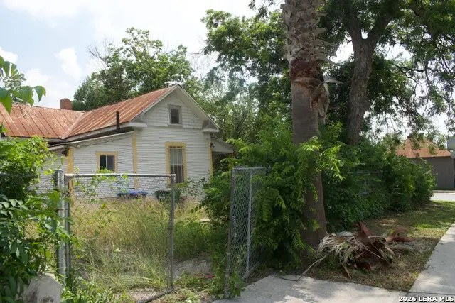 601 N Chupaderas, San Antonio, TX 78207 - #1