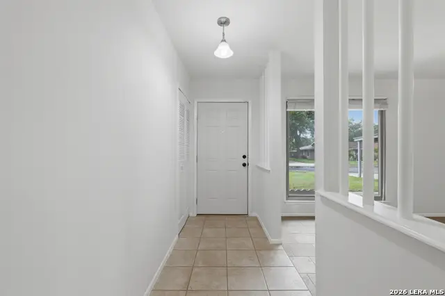 5039 Round Table Dr, San Antonio, TX 78218 - #3