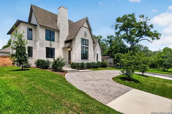 255 Claywell Dr, Alamo Heights, TX 78209