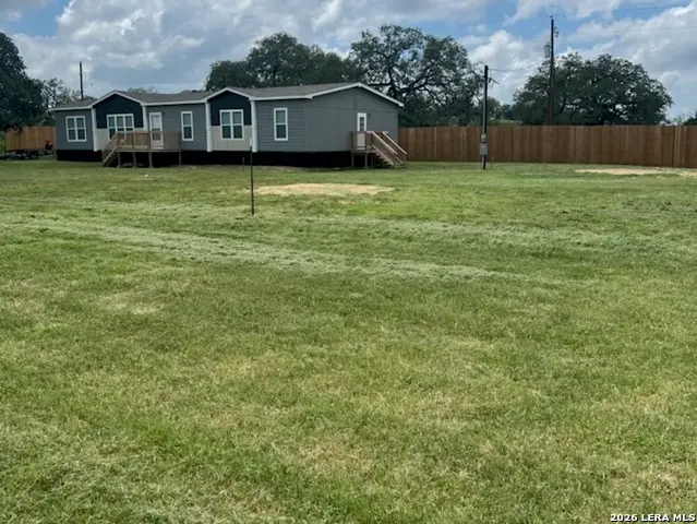 112 County Road 158, Floresville, TX 78114 - #2