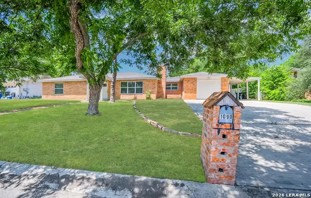 1090 Hollyhock, New Braunfels, TX 78130 - #2