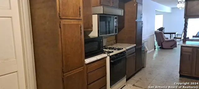194 Olga, San Antonio, TX 78237 - #2