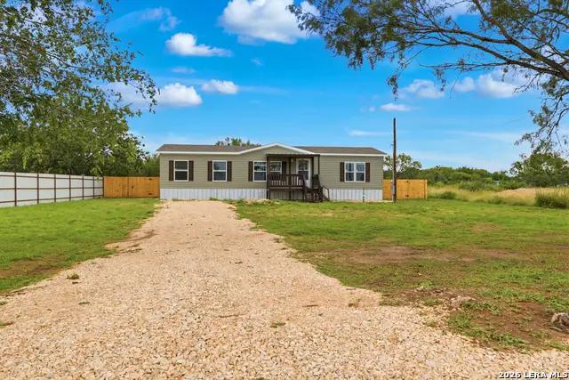 11859 Jarratt Rd, Atascosa, TX 78002 - #2