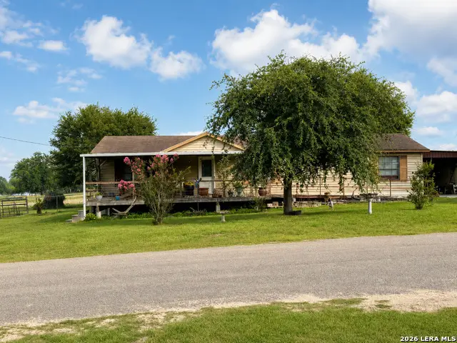 167 Ranch Country Dr, La Vernia, TX 78121 - #1