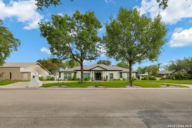 109 Chattington Ct, Castle Hills, TX 78213 - #2