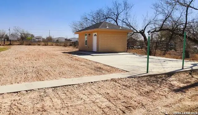248 Victoriano Ave, Eagle Pass, TX 78852 - #1