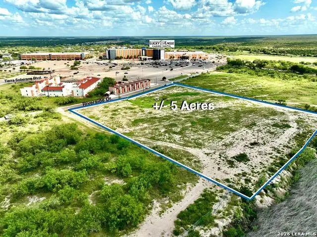 205 Riverside Dr, Eagle Pass, TX 78852 - #2