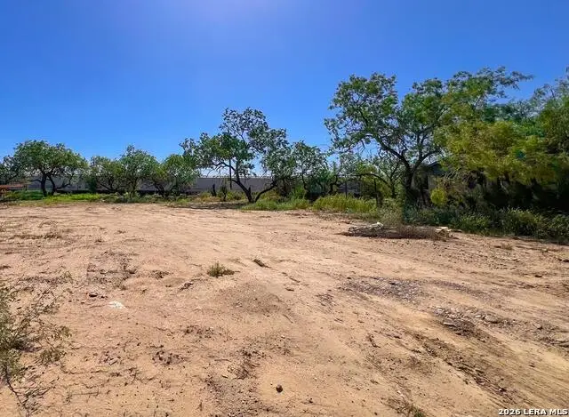 1082 Kifuri St, Eagle Pass, TX 78852 - #1