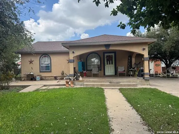 1707 Rainbow Road, Eagle Pass, TX 78852