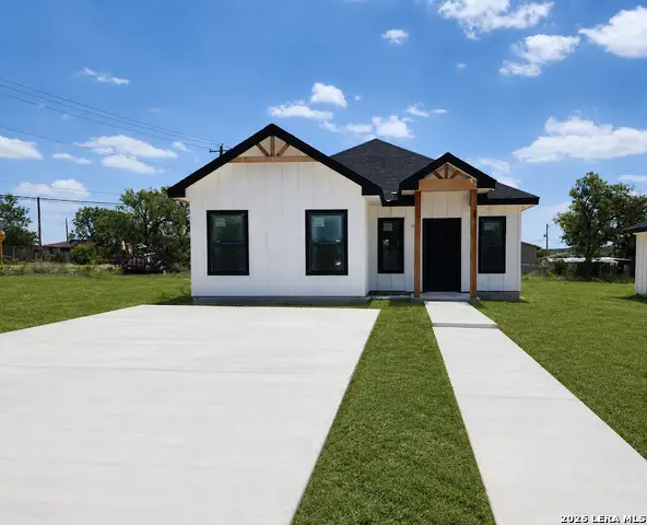 2786 Rodriguez St., Eagle Pass, TX 78852 - #1