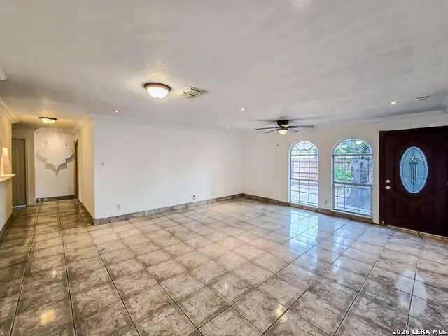 386 Falcon Blvd, Eagle Pass, TX 78852 - #2