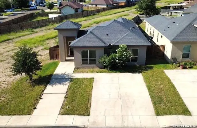 2657 Oak Manor Dr, Eagle Pass, TX 78852 - #1