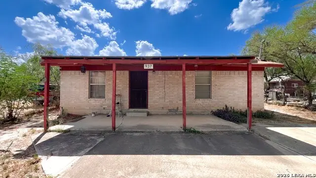 937 Calle Frente, Eagle Pass, TX 78852 - #2