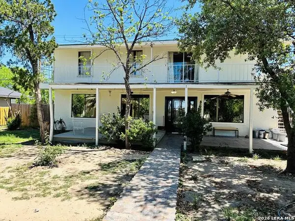 3174 NW Del Rio Blvd., Eagle Pass, TX 78852