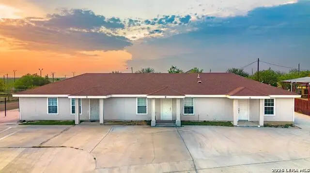 423 Fresno Street, Eagle Pass, TX 78852 - #1