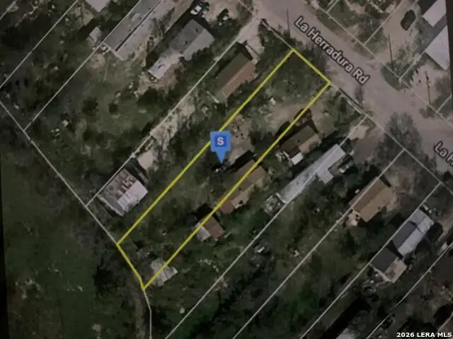 3145 Herradura Drive, Eagle Pass, TX 78852 - #3