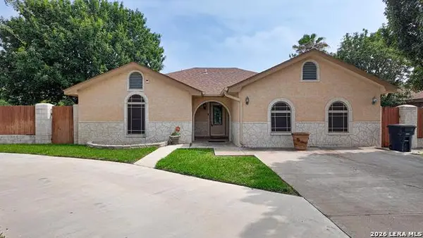 2218 Royal Park Dr, Eagle Pass, TX 78852