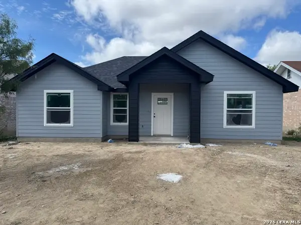 111 Costa Rica Dr, Eagle Pass, TX 78852