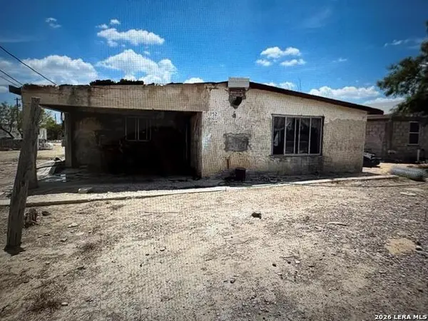 1752 Avenida Encuentro, Eagle Pass, TX 78852