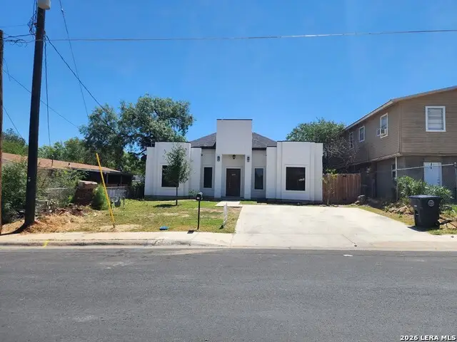 736 Trinity St., Eagle Pass, TX 78852 - #2