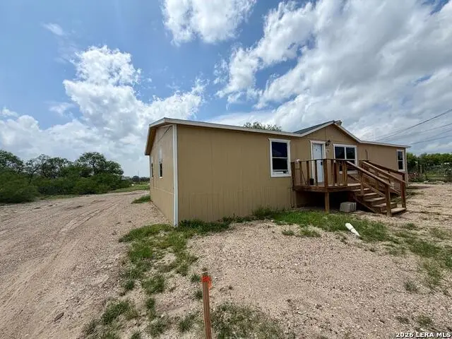 3891 Cross Creek Dr, Eagle Pass, TX 78852 - #1
