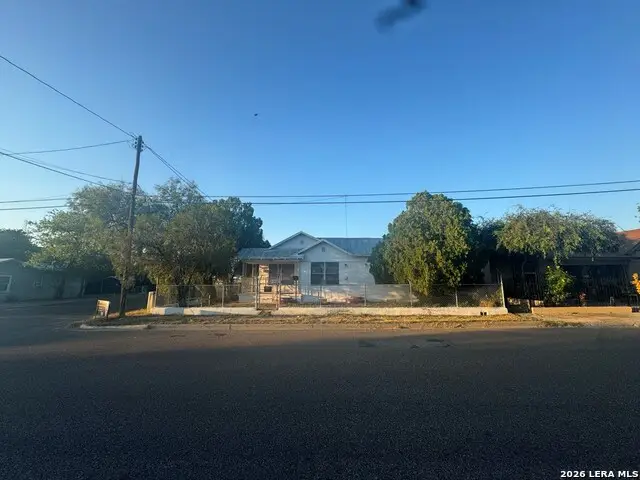 1305 Bryan St, Eagle Pass, TX 78852 - #2