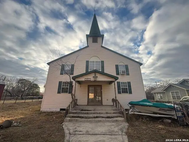 619 Second St, Quemado, TX 78877 - #1