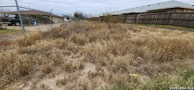 186 Quail Valley Dr., Eagle Pass, TX 78852 - #3