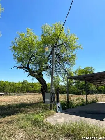 31 Fm 1664, Quemado, TX 78877