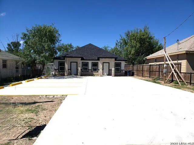 937 Ave C, Eagle Pass, TX 78852 - #2